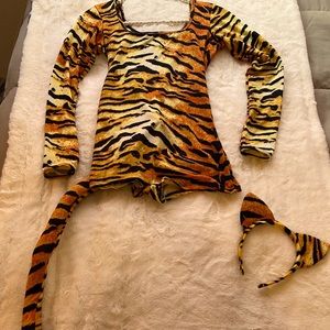 Untamed Tiger Women’s Costume Set - Size XS